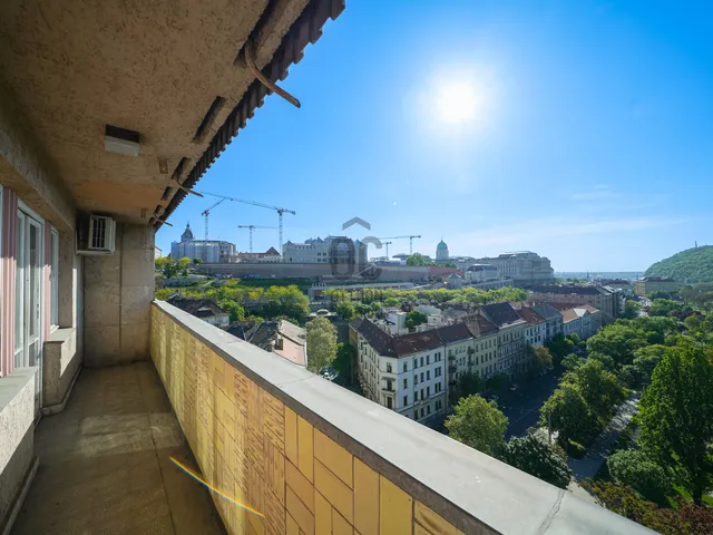 Eladó lakás Budapest I. kerület 66 nm