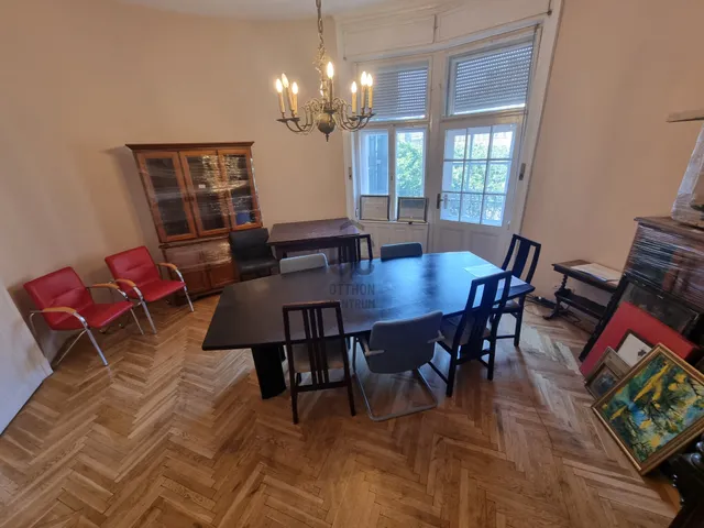 Eladó lakás Budapest VIII. kerület, Corvin negyed 123 nm