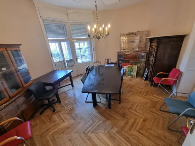 Eladó lakás Budapest VIII. kerület, Corvin negyed 123 nm