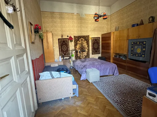 Eladó lakás Budapest VI. kerület 54 nm