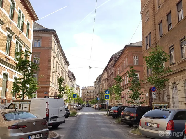 Eladó lakás Budapest VIII. kerület, II. János Pál pápa tér 95 nm