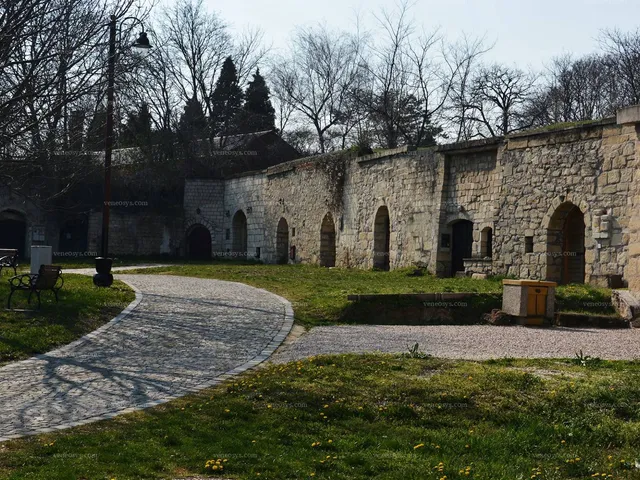 Eladó üdülő és hétvégi ház Etyek 1764 nm