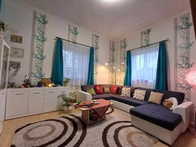 Eladó ház Budapest XVI. kerület 97 nm