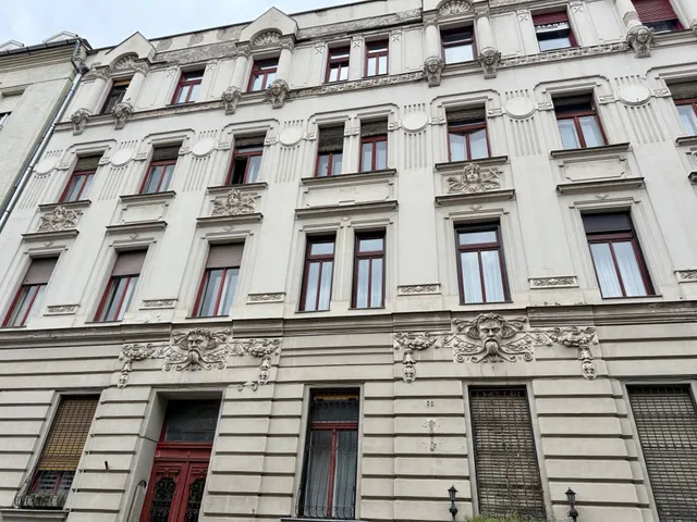 Eladó lakás Budapest I. kerület 149 nm