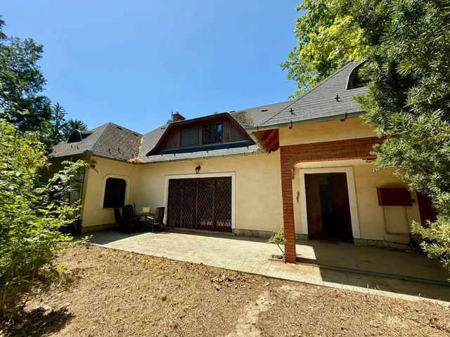 Eladó ház Leányfalu 180 nm