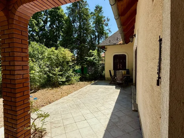 Eladó ház Leányfalu 180 nm