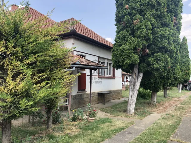 Eladó ház Szolnok, Szandaszőlős 80 nm