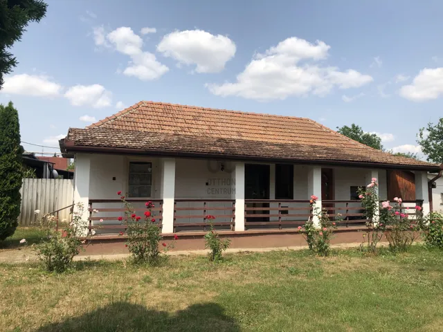 Eladó ház Szolnok, Szandaszőlős 80 nm
