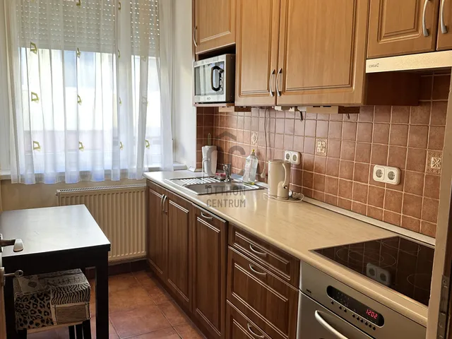 Kiadó lakás Szolnok, Belváros 46 nm