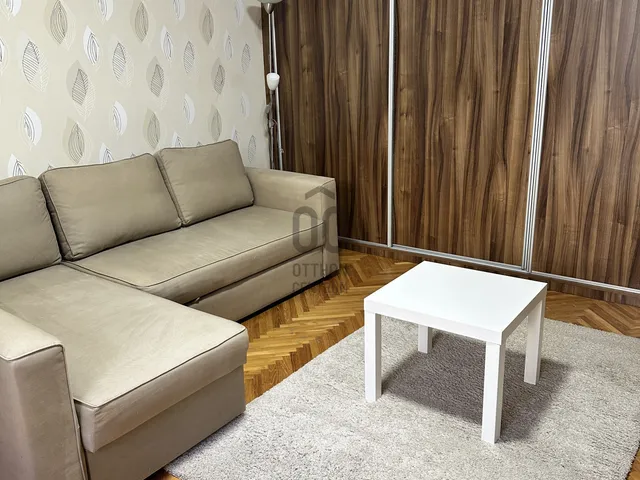 Kiadó lakás Szolnok, Belváros 46 nm