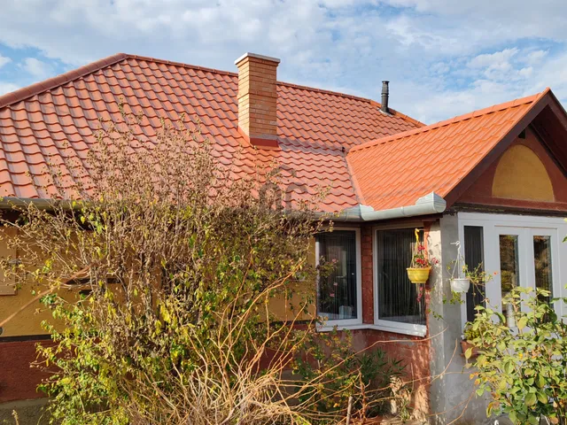 Eladó ház Cibakháza 66 nm