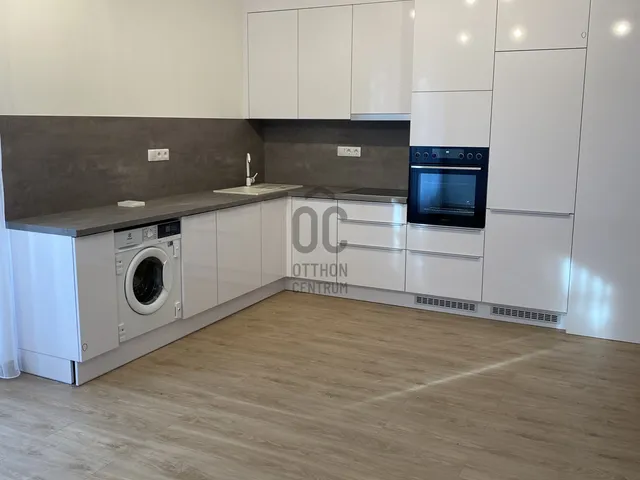 Kiadó lakás Szolnok, Belváros 74 nm