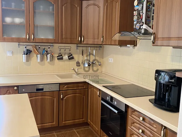 Eladó lakás Szolnok, Belváros 70 nm