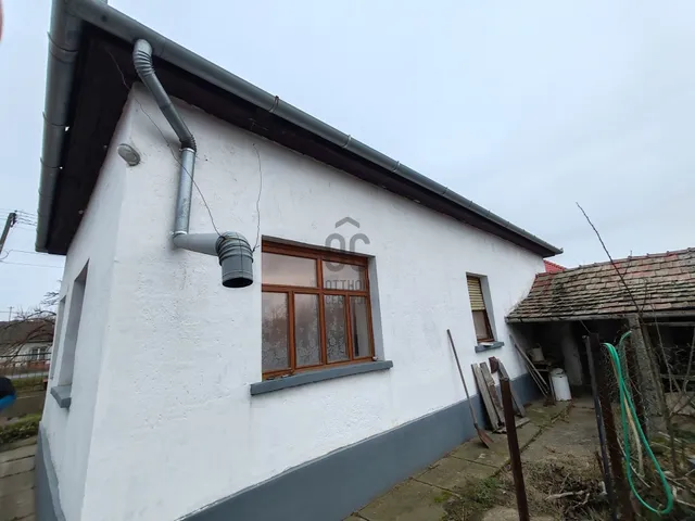 Eladó ház Rákócziújfalu 68 nm