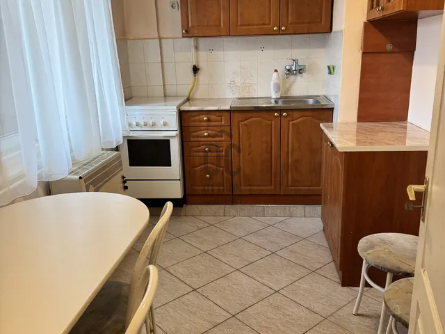 Eladó lakás Szolnok, Belváros 56 nm