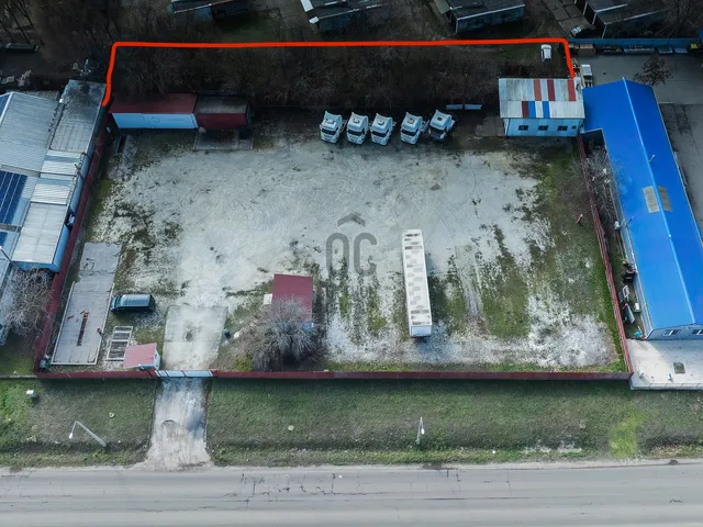 Eladó kereskedelmi és ipari ingatlan Szolnok 163 nm