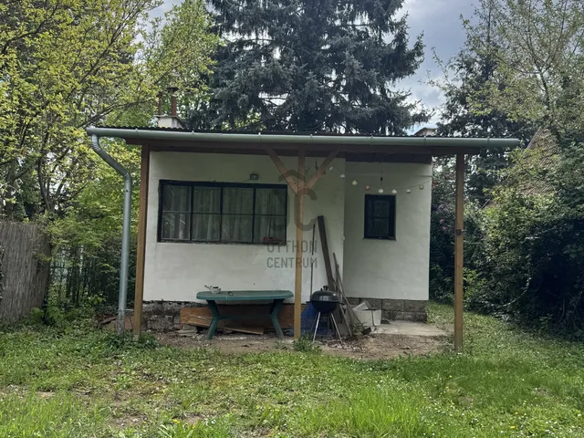 Eladó üdülő és hétvégi ház Szolnok 29 nm