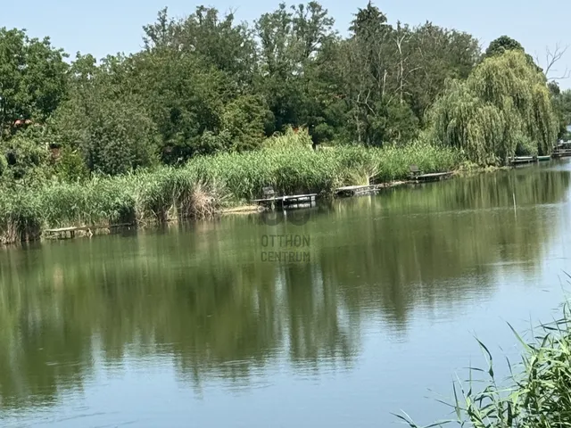Eladó telek Szolnok 762 nm