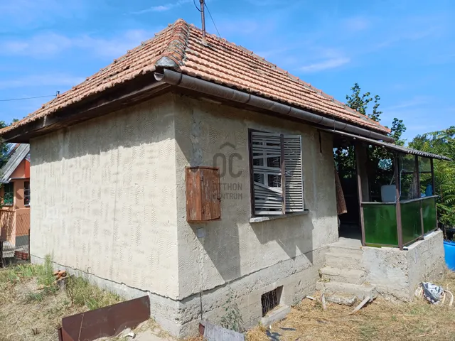 Eladó üdülő és hétvégi ház Rácalmás 30 nm