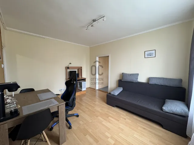 Eladó lakás Dunaújváros, Belváros 44 nm