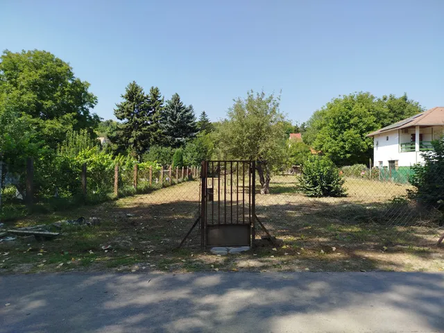 Eladó telek Rácalmás 1280 nm