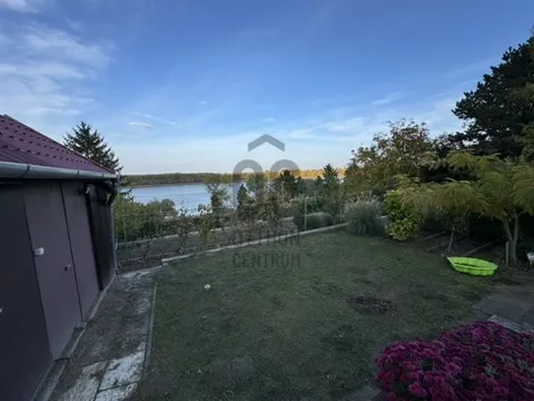 Eladó ház Kulcs 48 nm