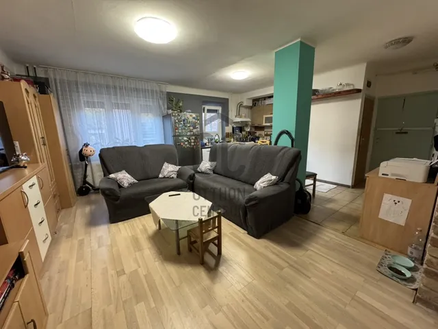 Eladó lakás Dunaújváros, Technikum városrész 56 nm