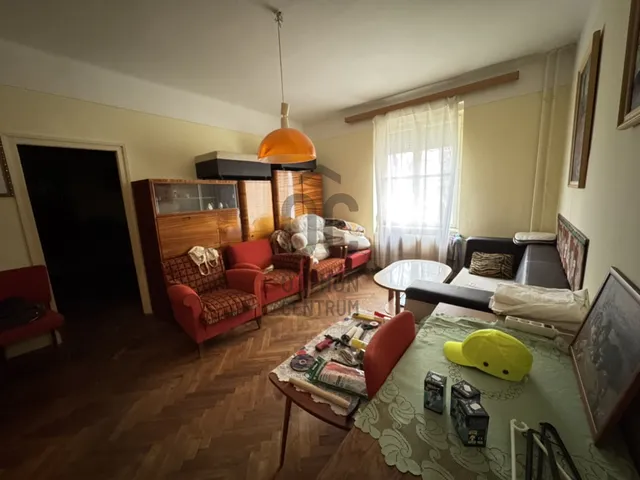 Eladó lakás Dunaújváros, Technikum városrész 54 nm