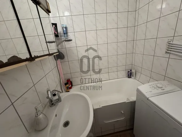 Eladó lakás Dunaújváros, Római városrész 57 nm