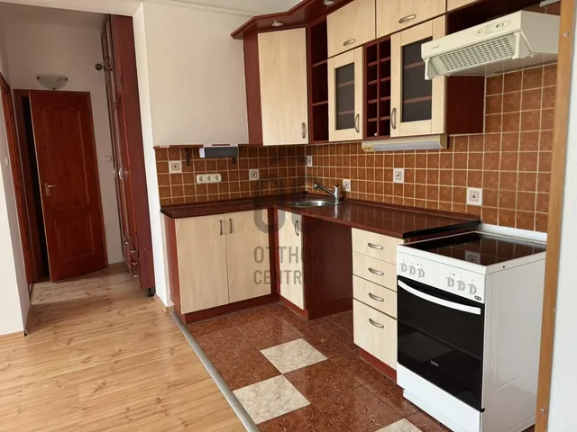 Eladó lakás Dunaújváros, Belváros 50 nm