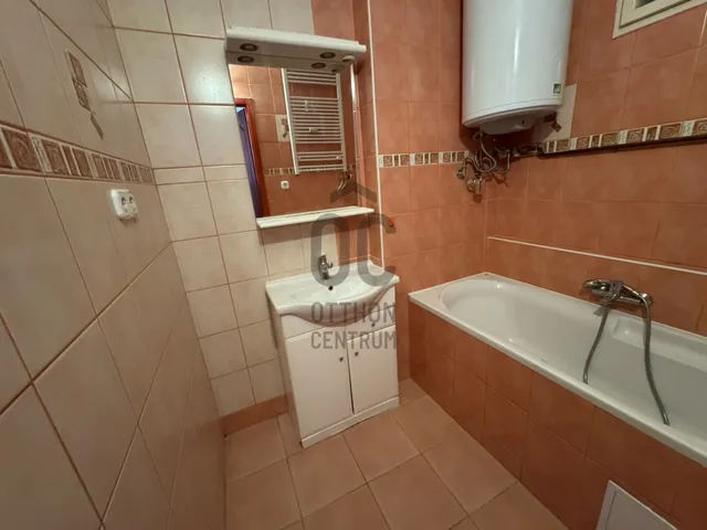 Eladó lakás Dunaújváros, Belváros 50 nm