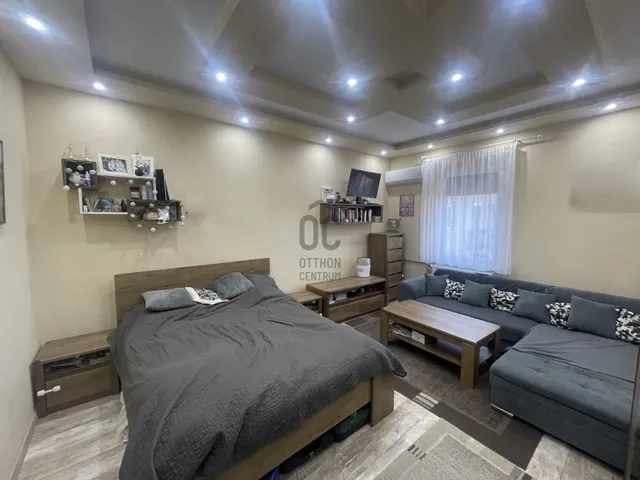 Eladó lakás Dunaújváros, Belváros 54 nm