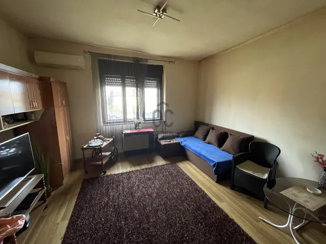 Eladó ház Nagykarácsony 80 nm