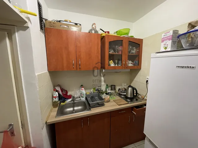 Eladó lakás Dunaújváros 39 nm