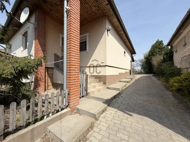 Eladó ház Dunavecse 117 nm