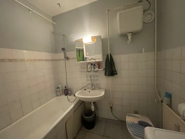 Eladó lakás Dunaújváros, Béke városrész 30 nm