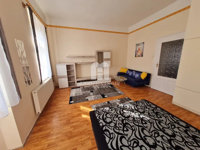 Kiadó lakás Székesfehérvár, Belváros 60 nm