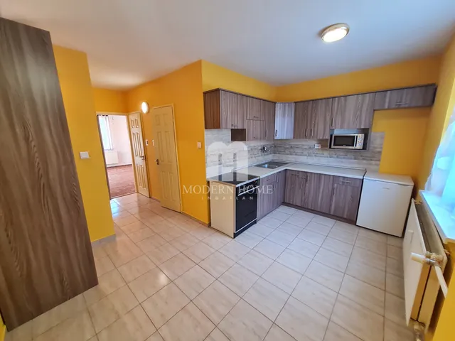 Eladó lakás Várpalota, Ady lakótelep 37 nm