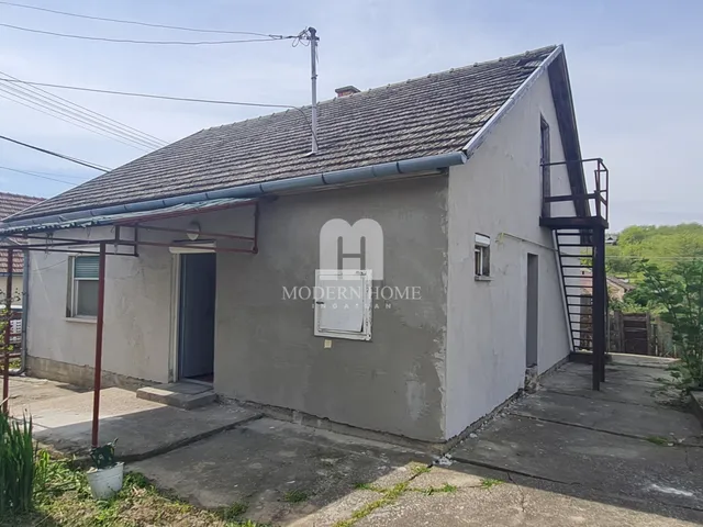 Eladó ház Simontornya 70 nm