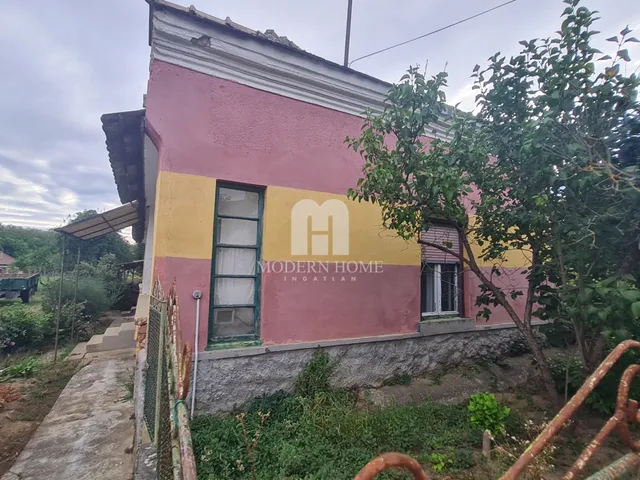 Eladó ház Szápár 66 nm