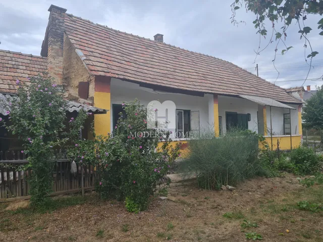 Eladó ház Szápár 66 nm