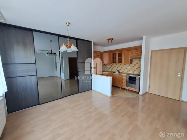 Eladó lakás Székesfehérvár, Víziváros 64 nm