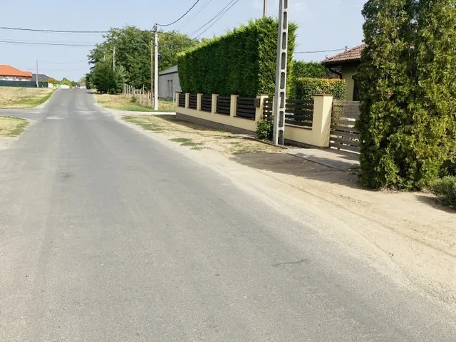 Eladó telek Dabas 1046 nm