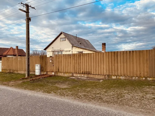 Eladó ház Táborfalva 89 nm