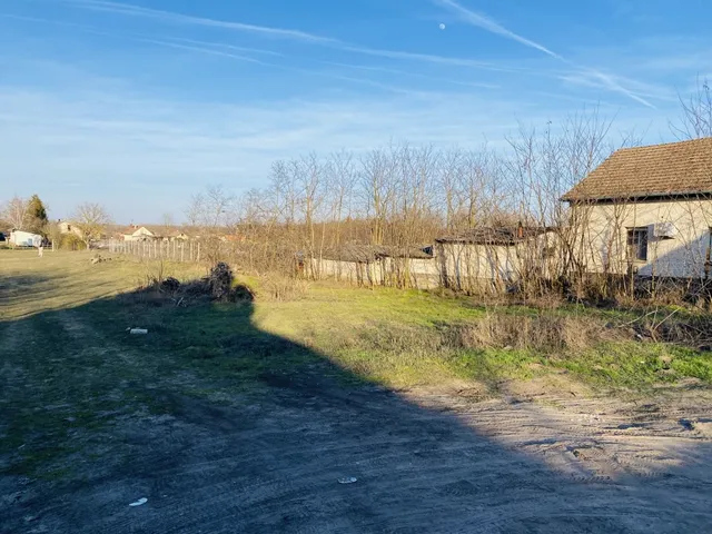 Eladó telek Hernád 2738 nm