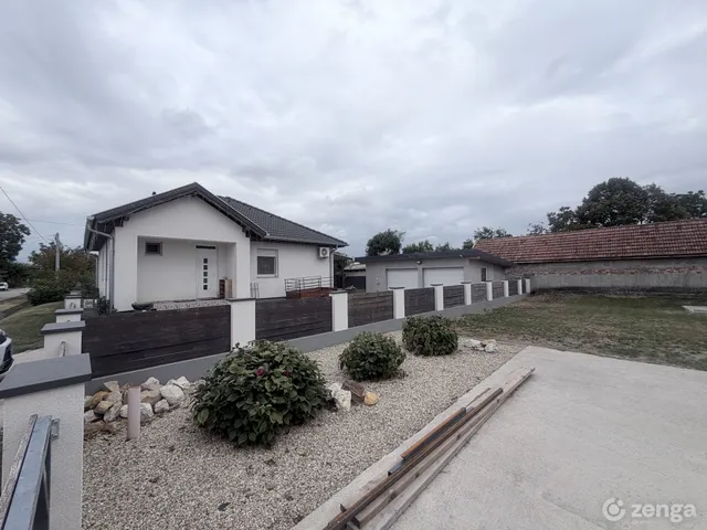 Eladó ház Újhartyán 79 nm