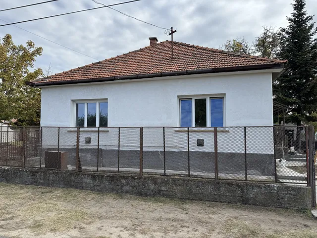 Eladó ház Táborfalva 105 nm