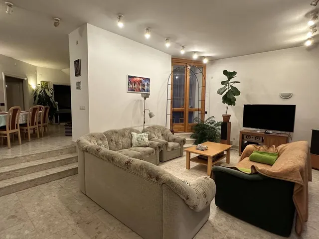 Eladó ház Budapest II. kerület 286 nm