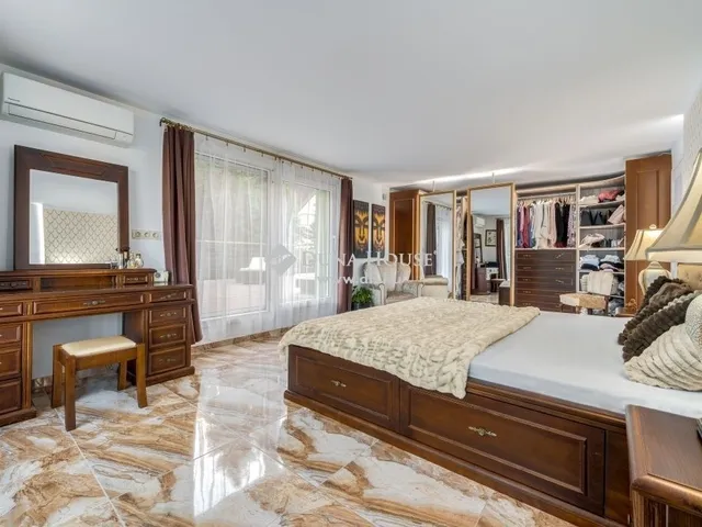 Kiadó lakás Budapest XII. kerület 150 nm