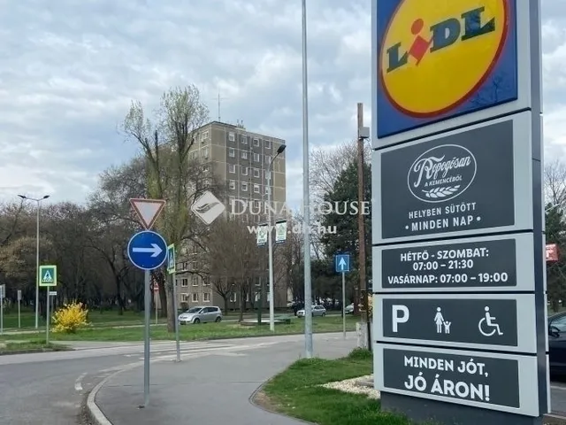 Eladó lakás Budapest XV. kerület 64 nm